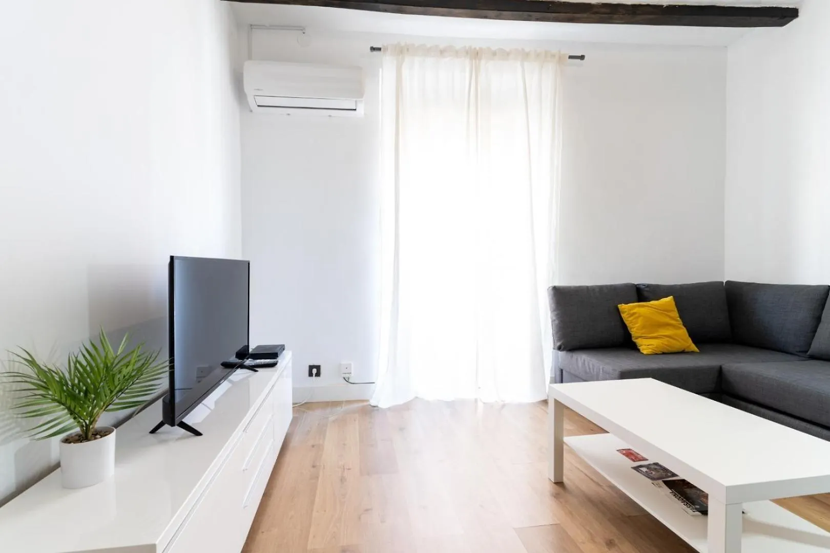 Lleo 8 Tarragonastay İspanya